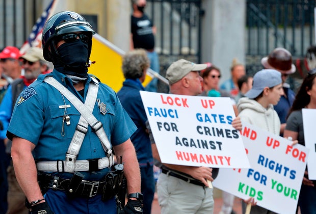 US-HEALTH-VIRUS-TOLL-PROTEST 