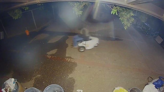 stockton-stolen-specialized-golf-cart.jpg 