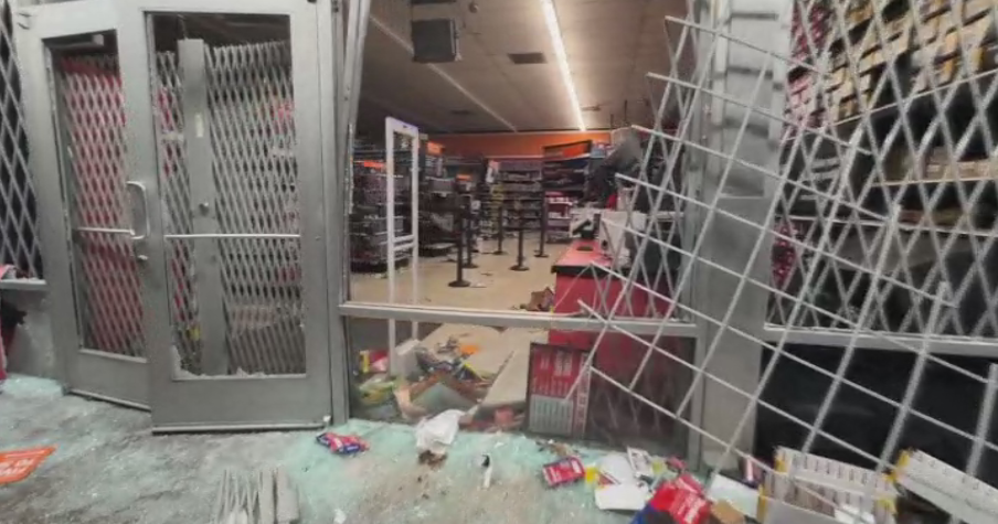 AutoZone in South Los Angeles looted during possible street takeover 